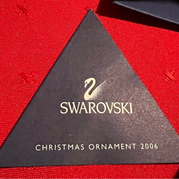 Vintage Swarovski Clear Crystal Snowflake Ornament 2006 - Picture 3 of 3